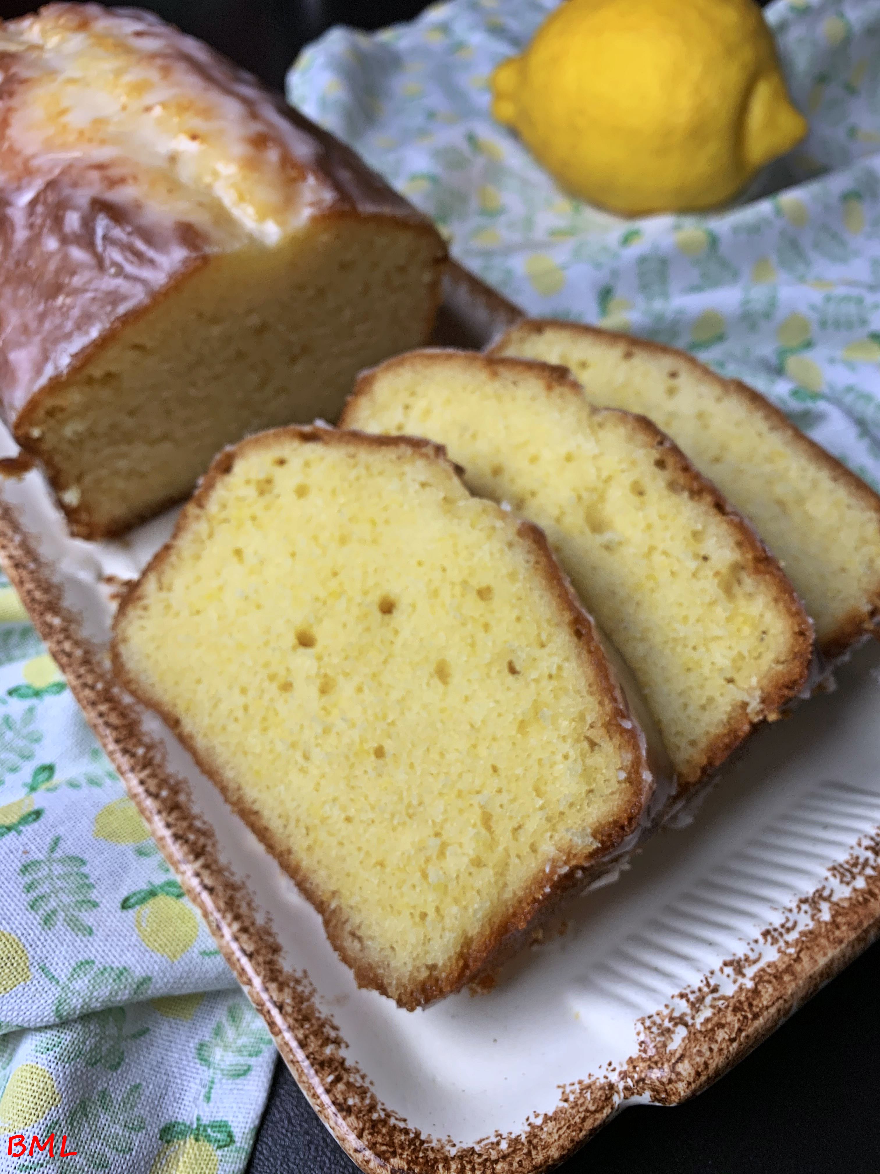 Zitronenkuchen, getränkt…einfacher Kastenkuchen | Backen mit Leidenschaft